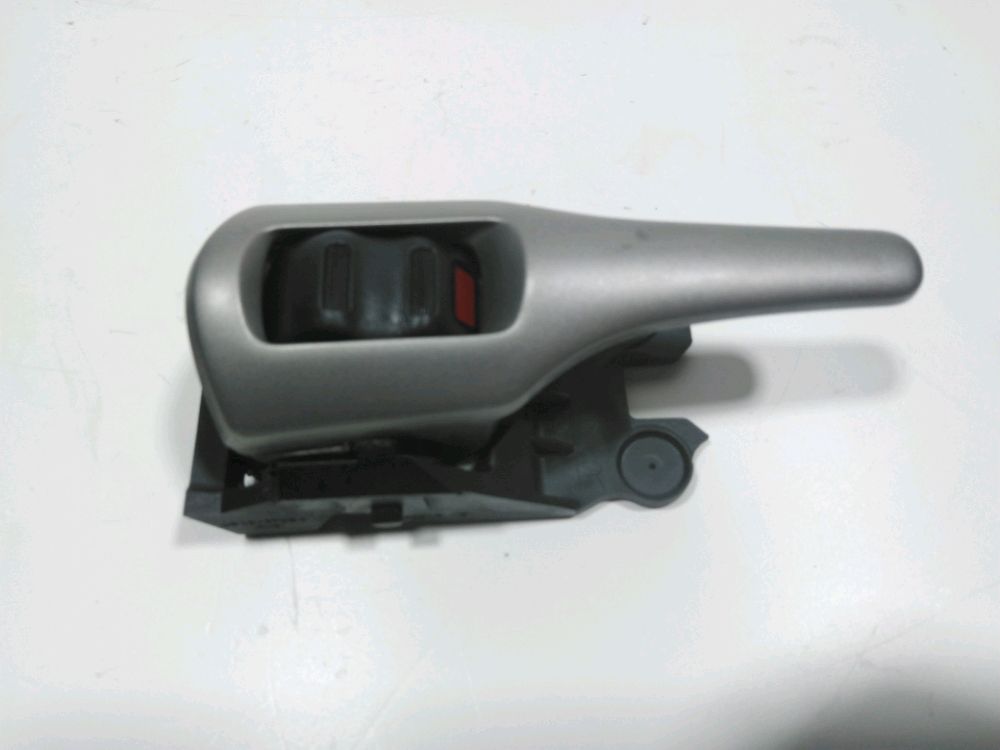 Poignée intérieure porte avant droite