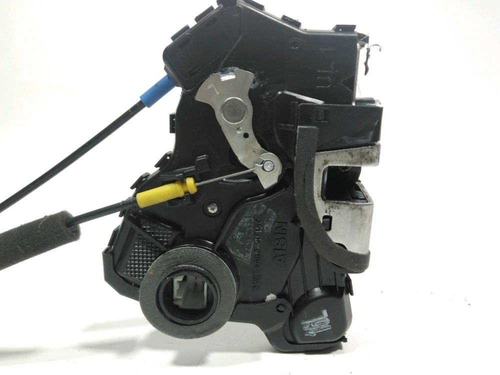 Serrure de porte avant gauche