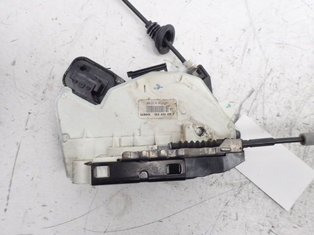 Serrure de porte arrière droite