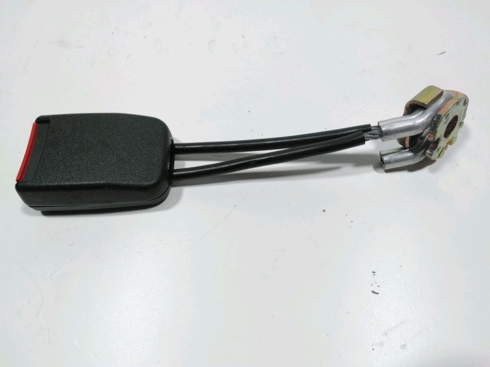 Ancrage ceinture arriere droit