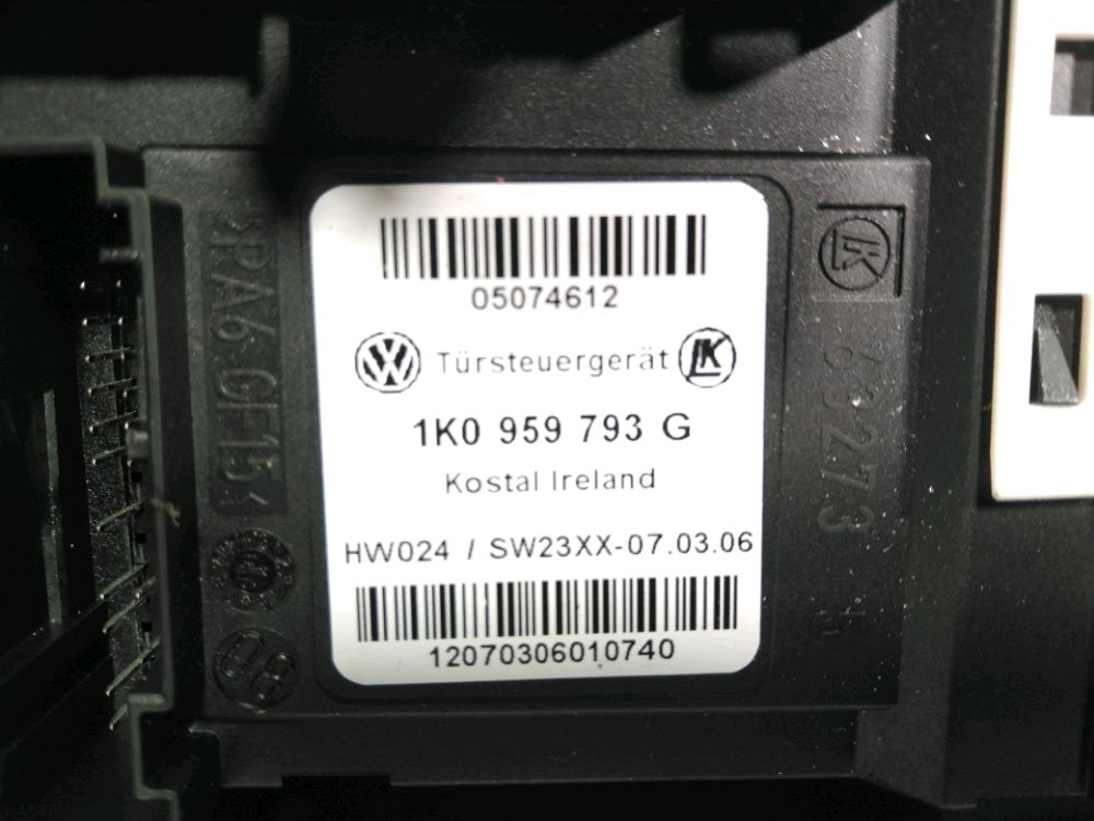 Lève-vitre électrique avant gauche