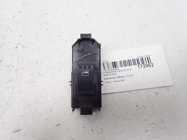 Commande lève-vitre avant droit