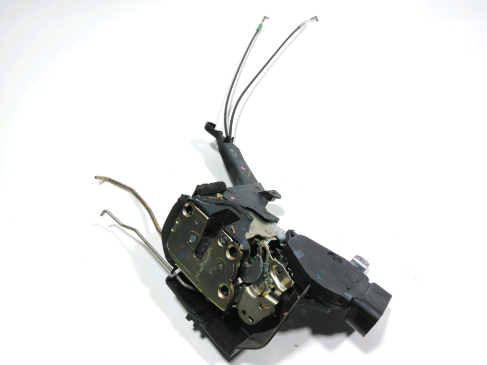 Serrure de porte avant gauche