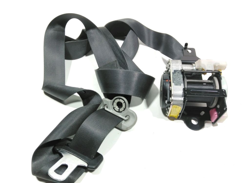 Ceinture avant droite