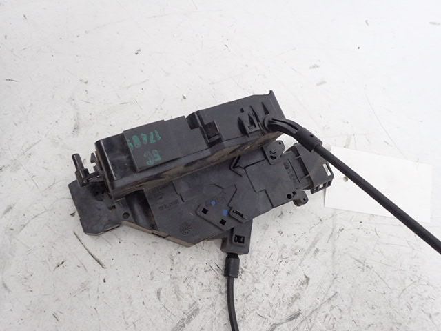 Serrure de porte arrière gauche