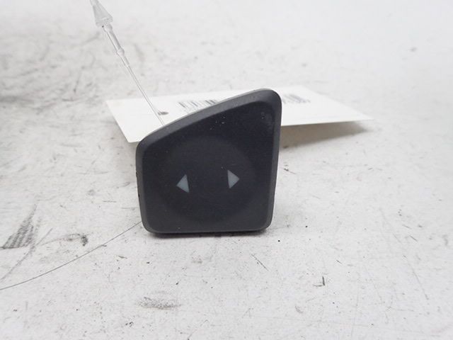 Commande lève-vitre avant droit