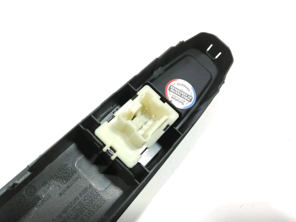 Commande lève-vitre avant droit