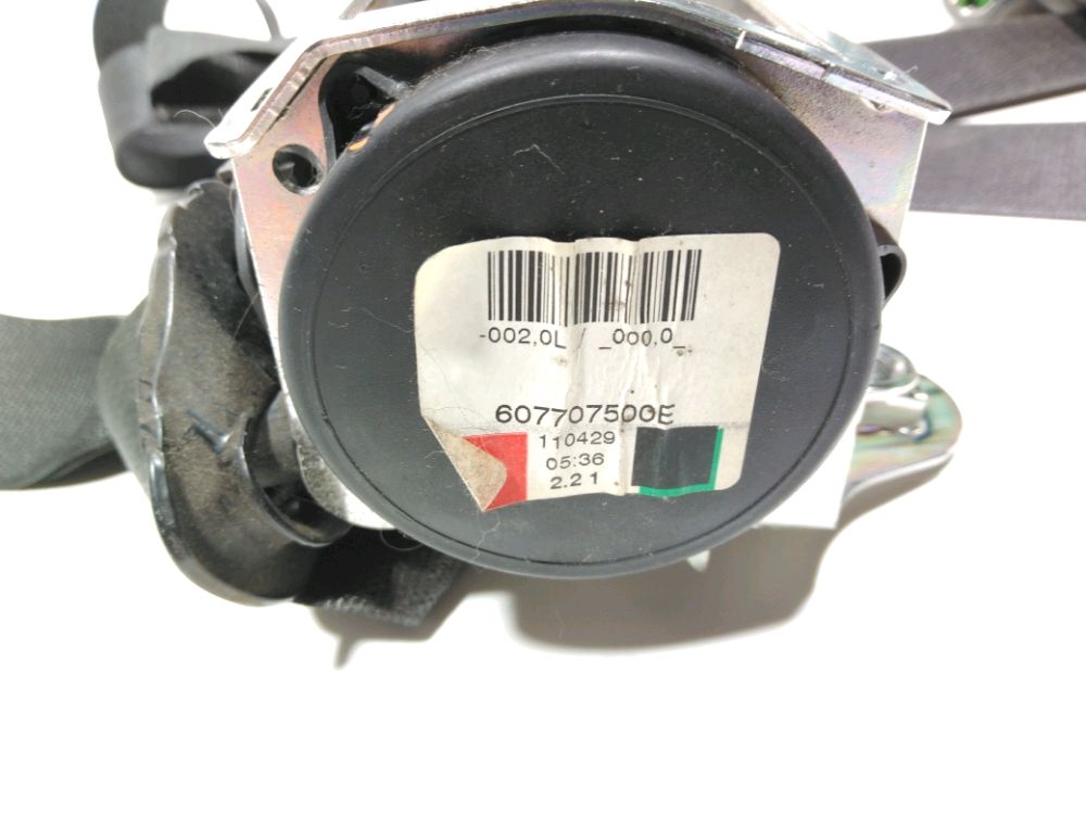 Ceinture avant gauche