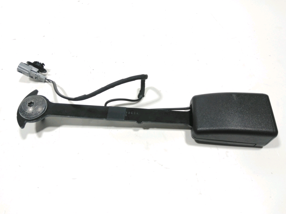 Ancrage ceinture avant droit