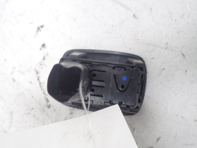 Commande lève-vitre arrière gauche