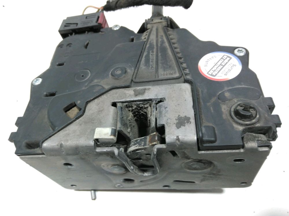 Serrure de porte arrière gauche