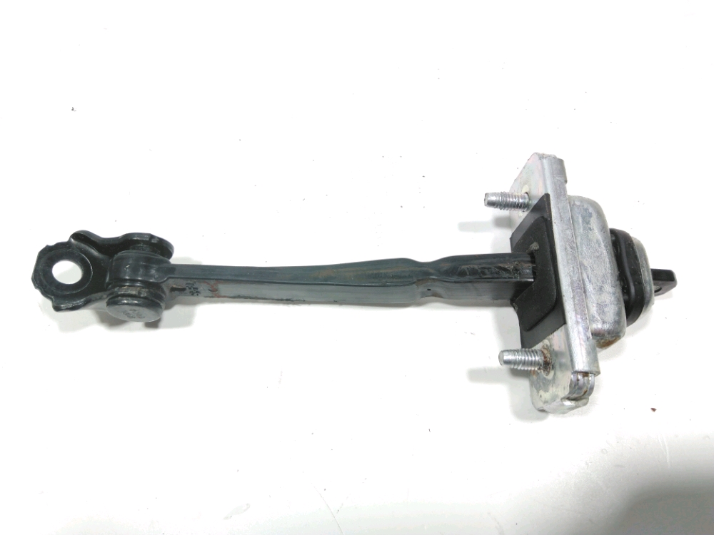 Tirant de porte avant droit