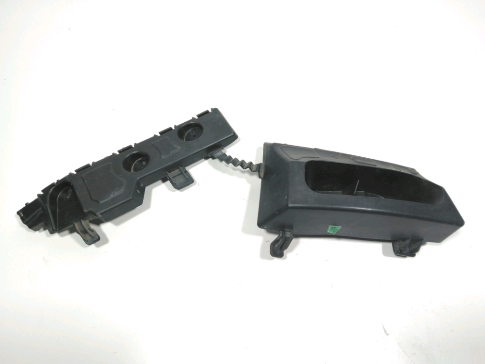 Support gauche de pare-choc arrière