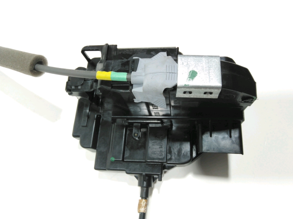 Serrure de porte arrière gauche