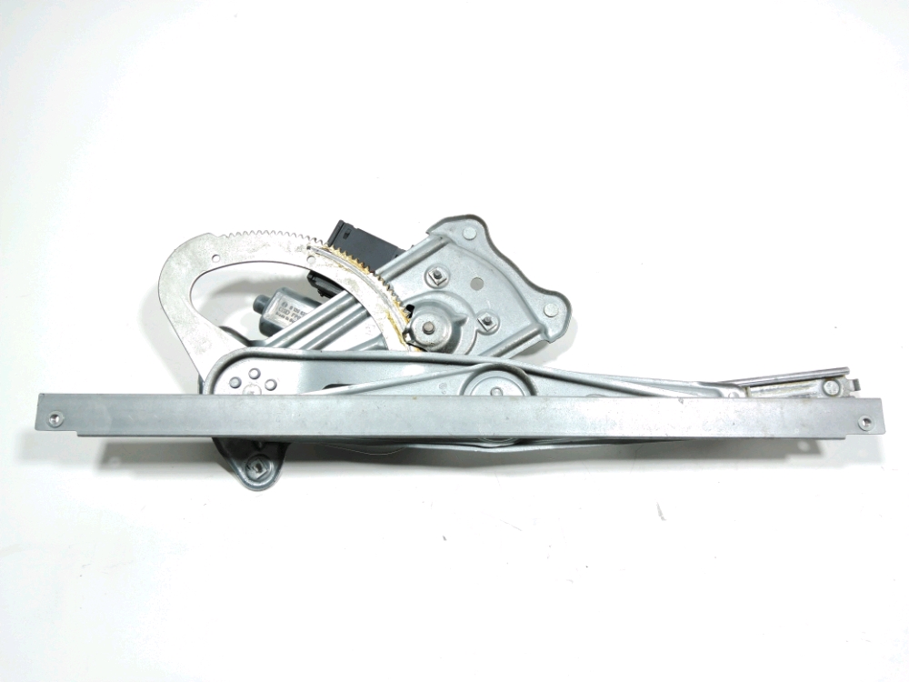 Lève-vitre électrique avant droit