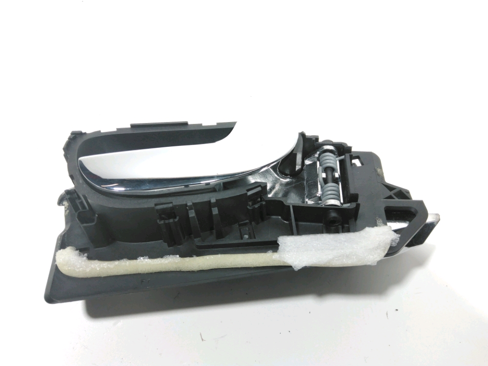 Poignée intérieure porte arrière droite