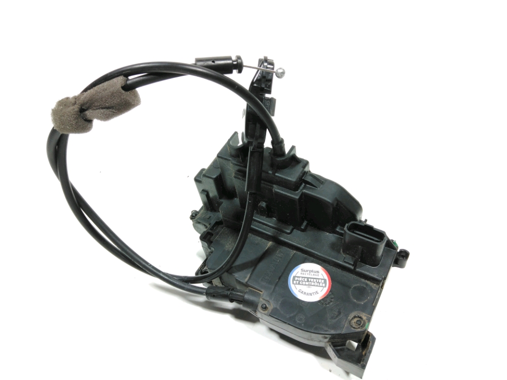 Serrure de porte avant droite