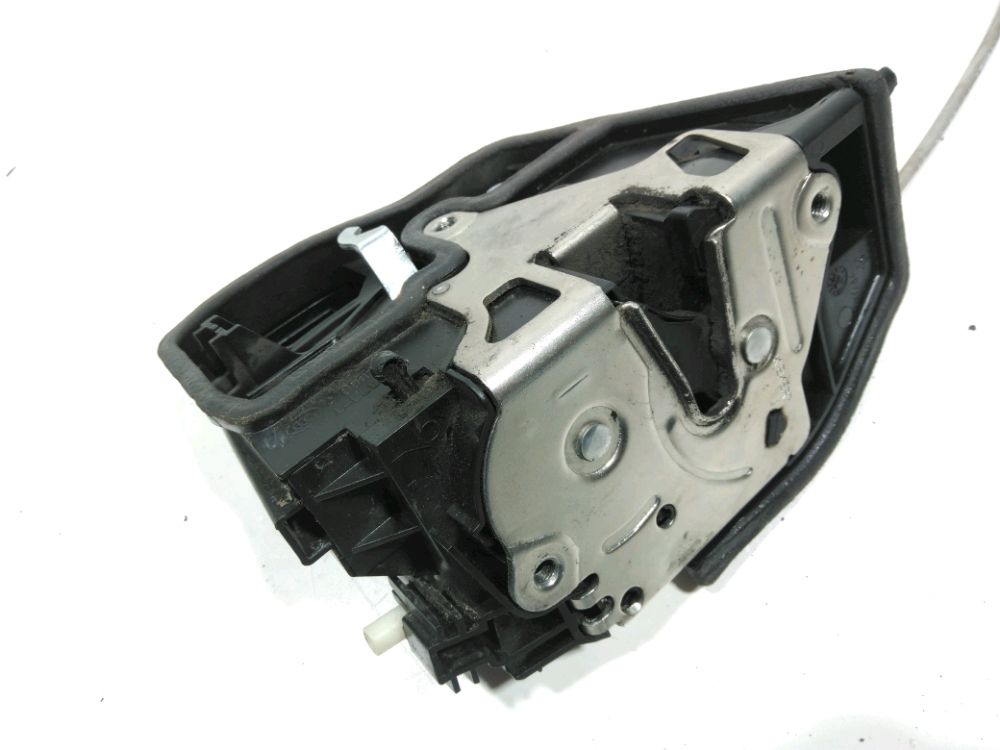 Serrure de porte arrière droite