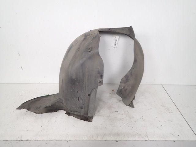 Pare-boue avant droit