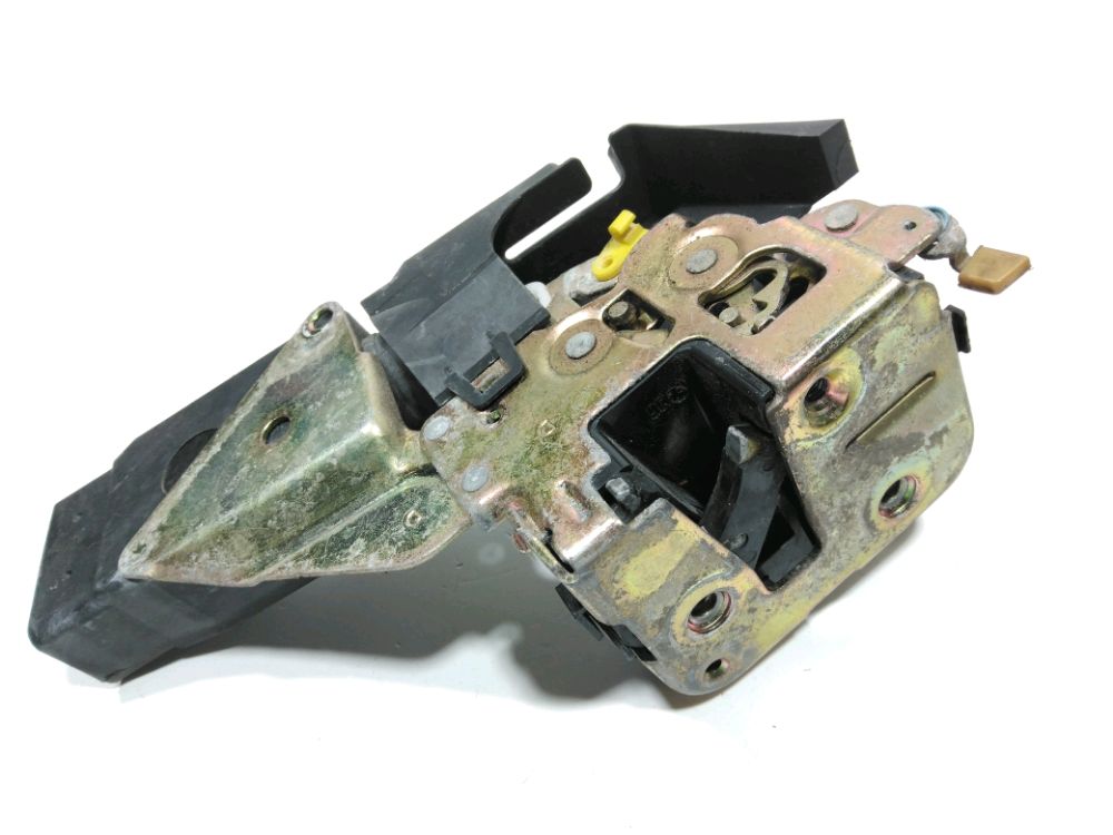 Serrure de porte arriere droite