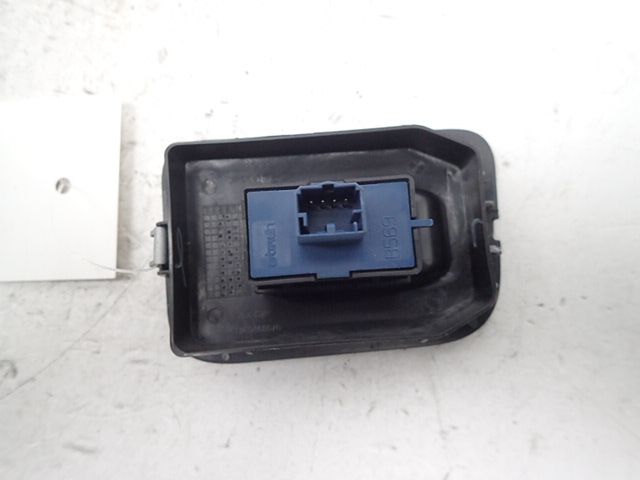 Commande lève-vitre avant droit