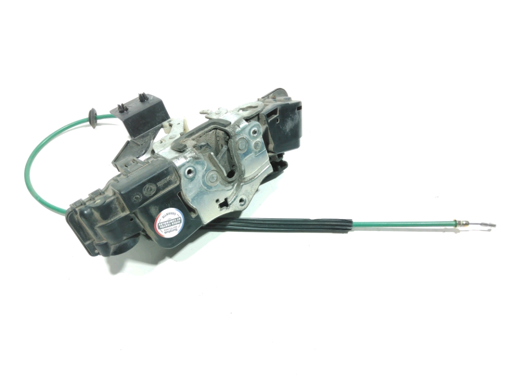 Serrure de porte avant gauche