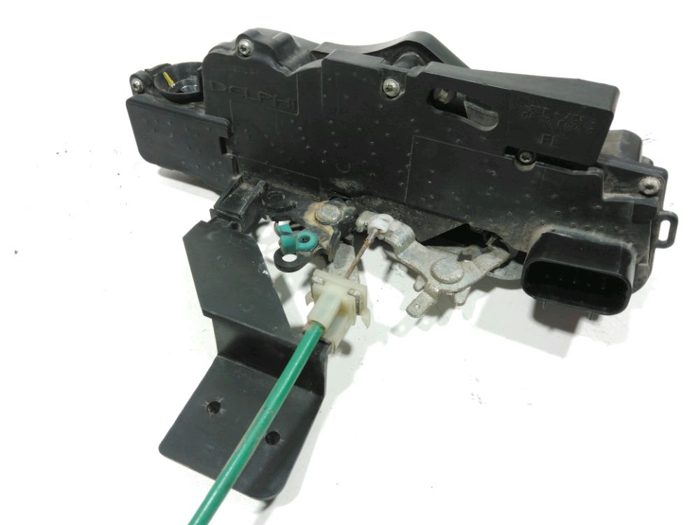 Serrure de porte avant gauche