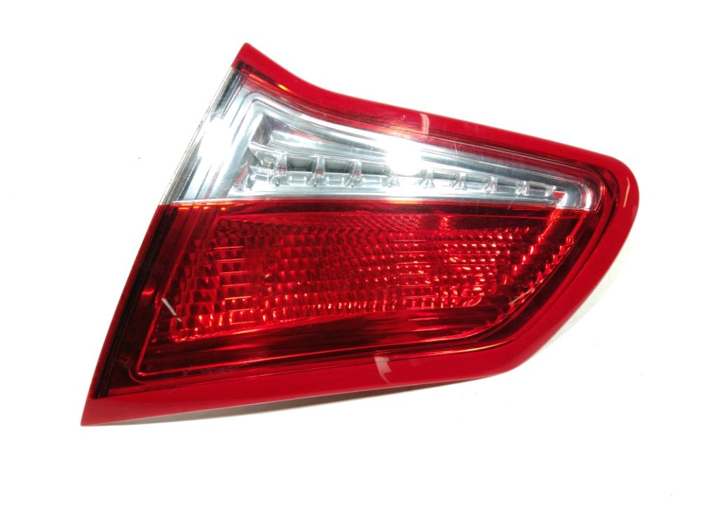 Feu arrière intérieur droit