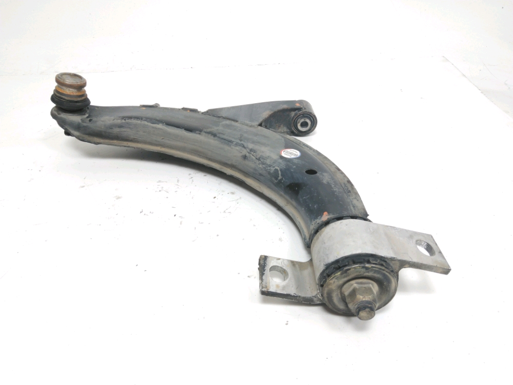 Triangle inférieur avant gauche