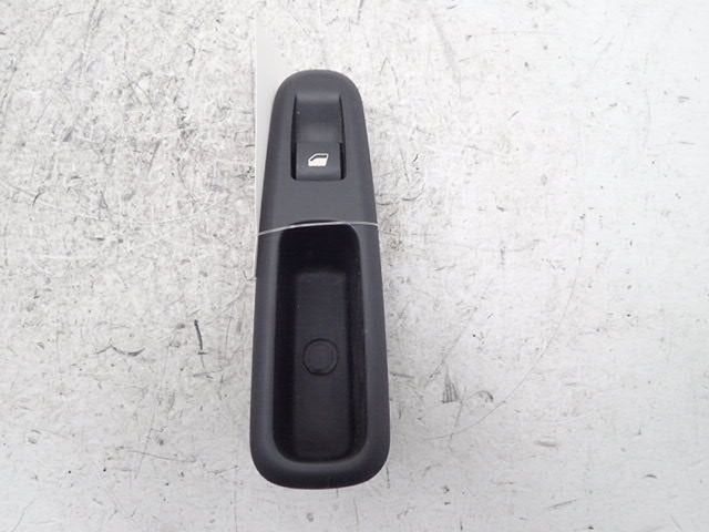 Commande lève-vitre arrière gauche