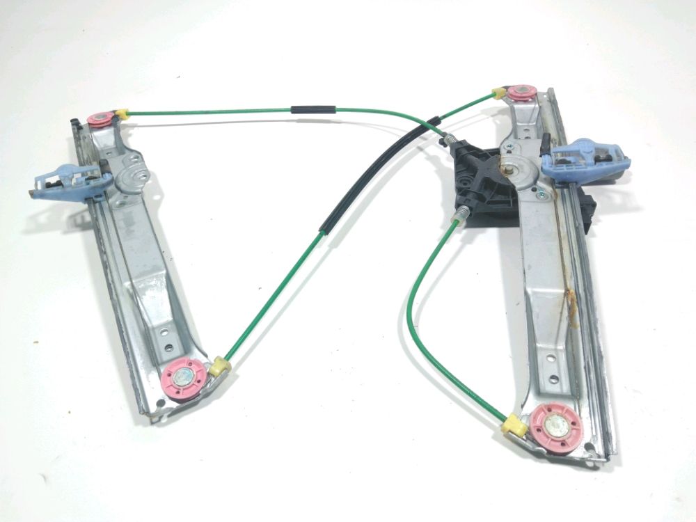 Lève-vitre électrique avant droit