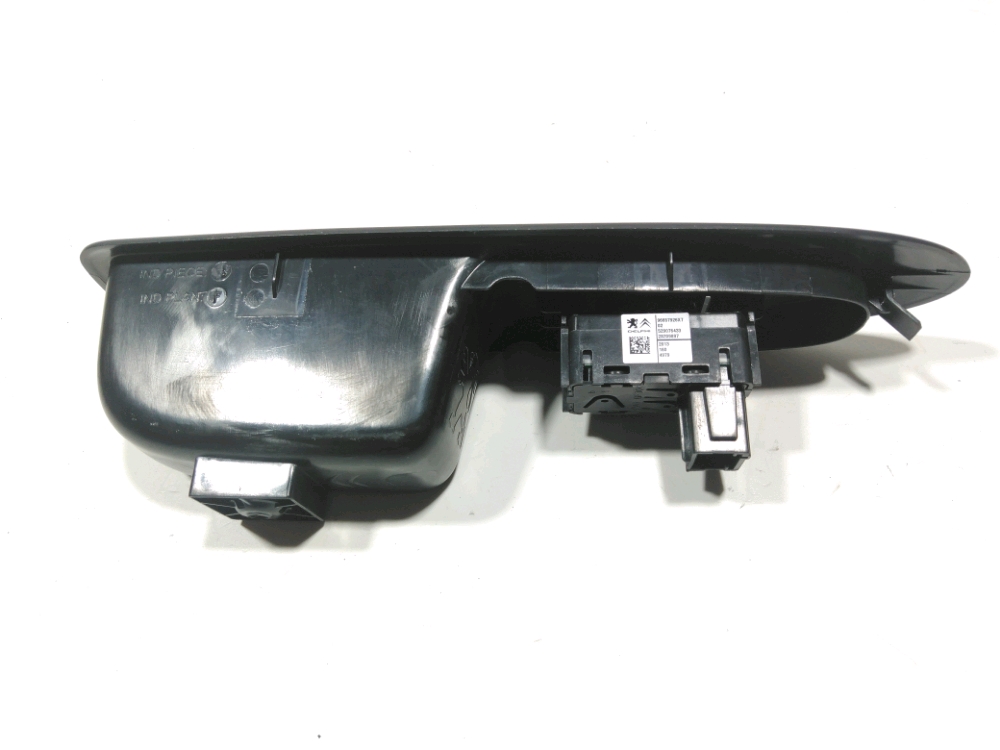 Commande lève-vitre arrière droit