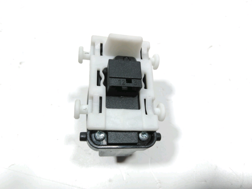 Commande lève-vitre arrière gauche