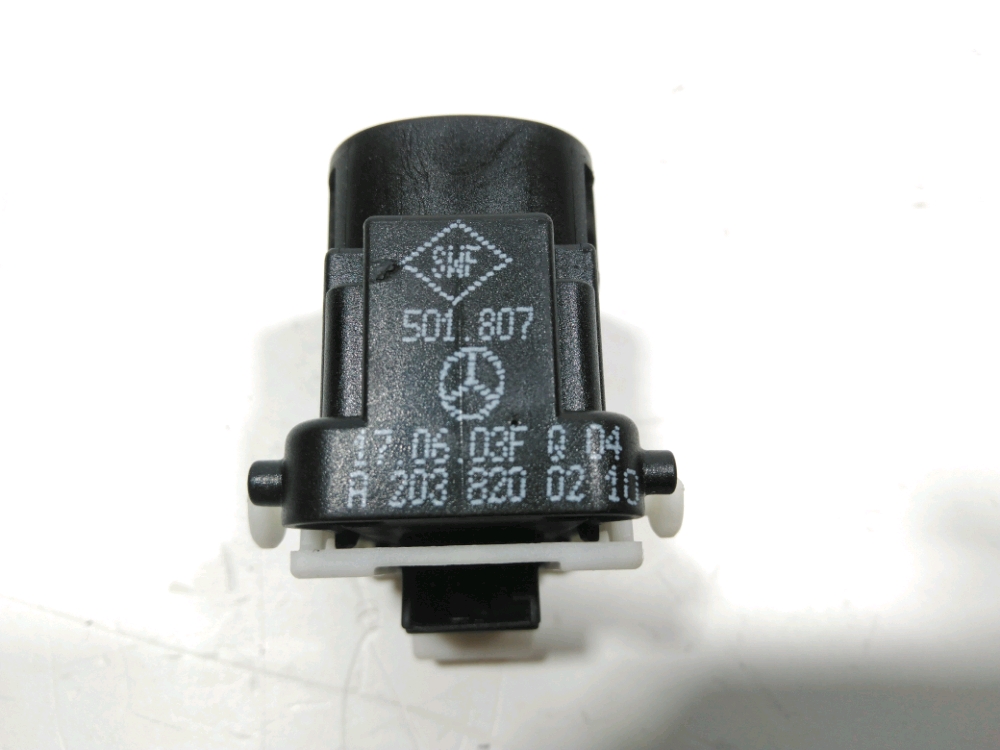 Commande lève-vitre arrière gauche