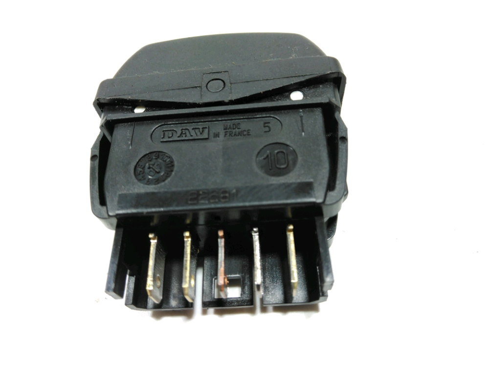 Commande lève-vitre avant droit