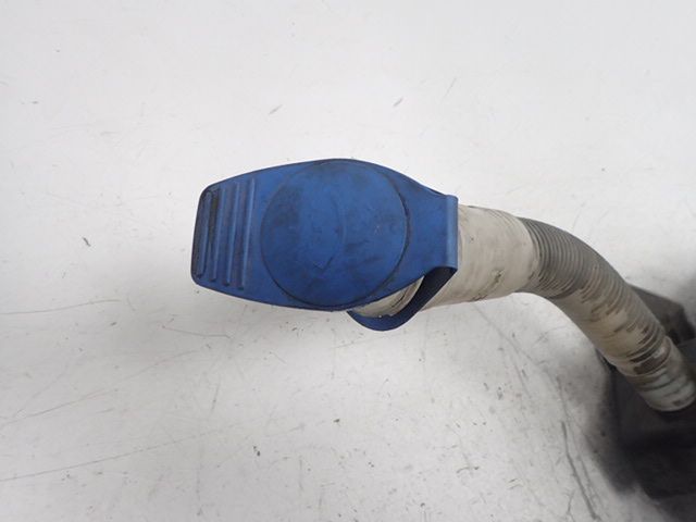 Réservoir de lave glace avant