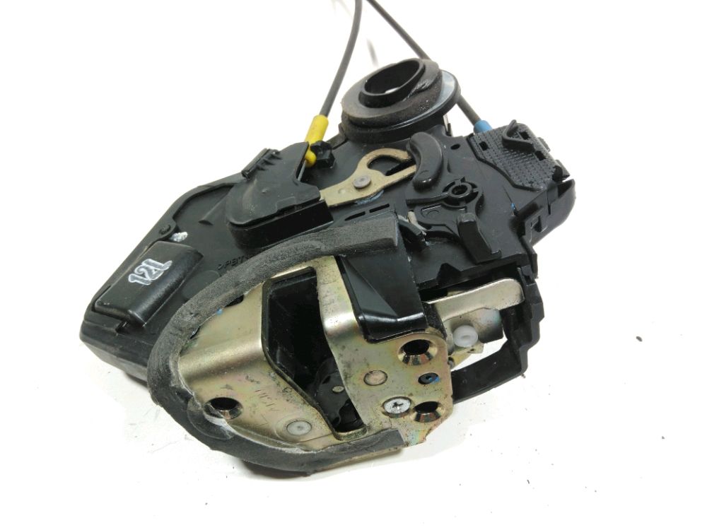 Serrure de porte arrière gauche