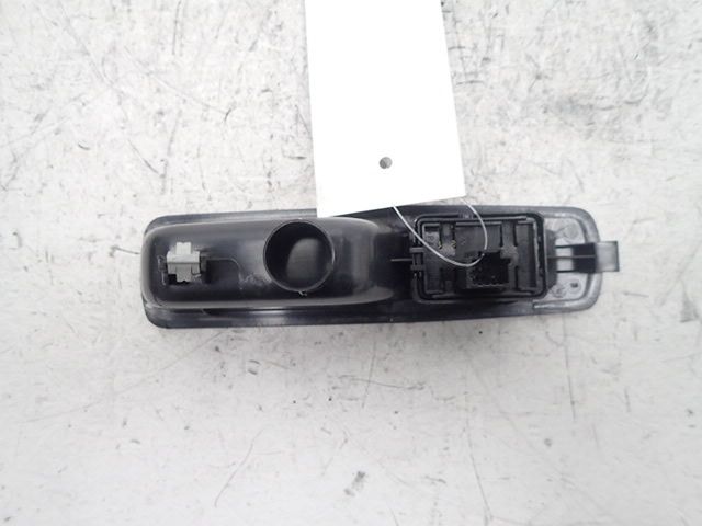 Commande lève-vitre arrière droit