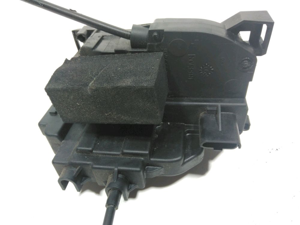 Serrure de porte arrière gauche