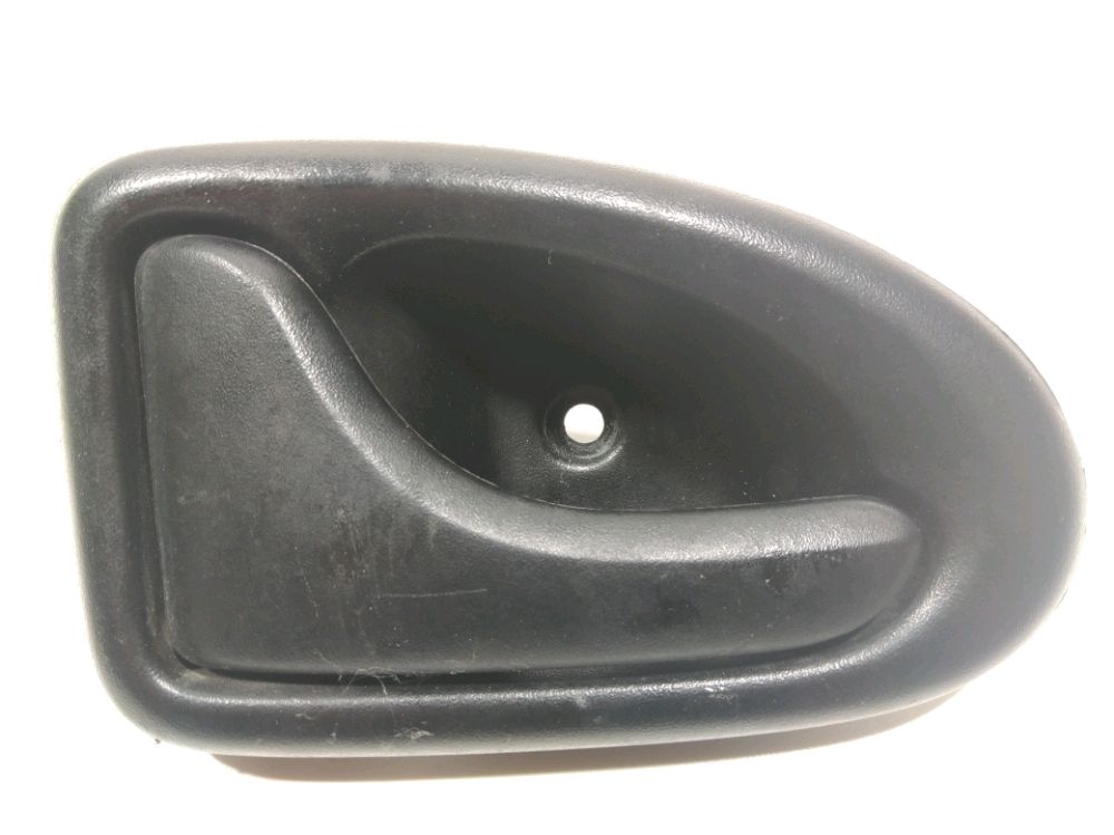 Poignee interieure porte avant gauche
