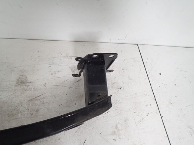 Renfort pare-choc avant