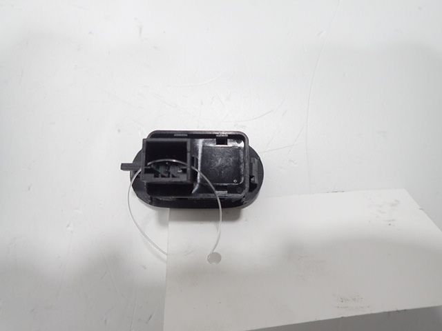 Commande lève-vitre avant gauche