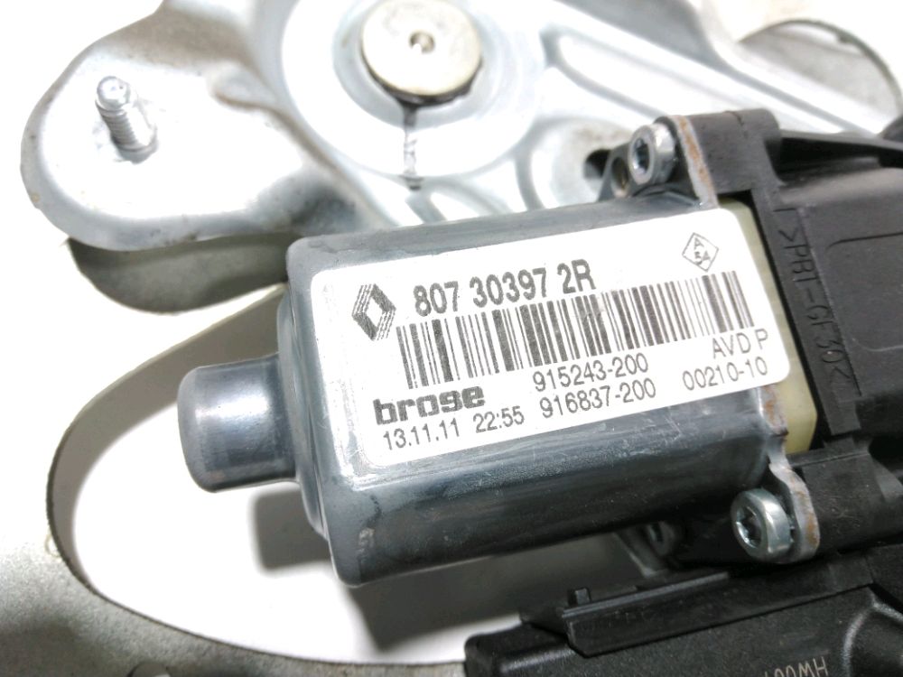 Lève-vitre électrique avant droit