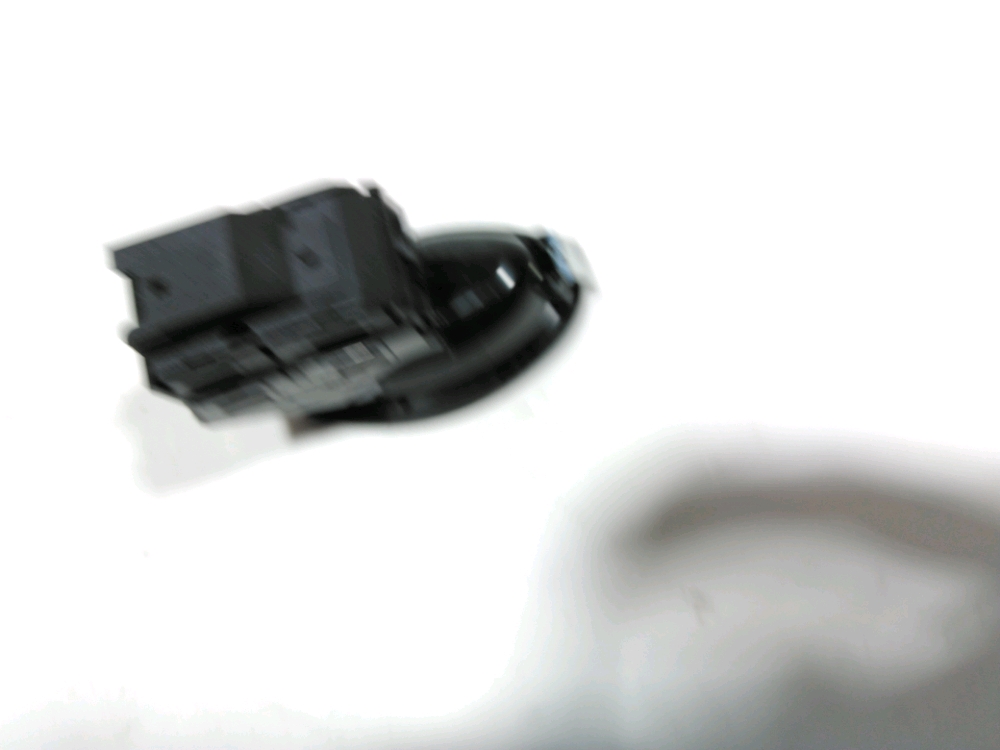 Commande lève-vitre arrière droit