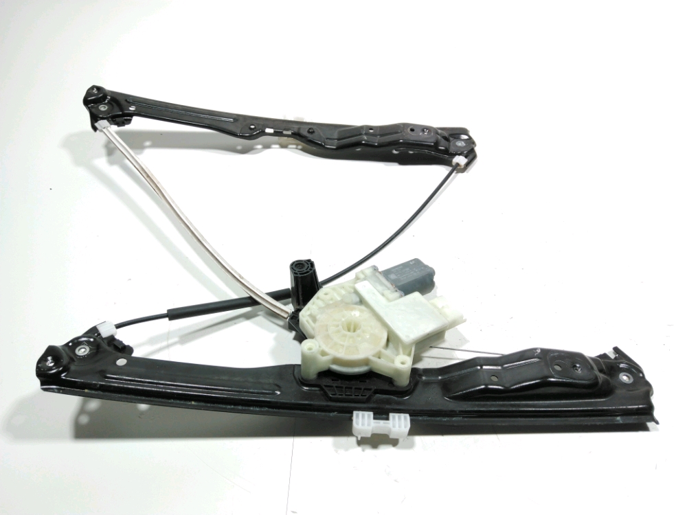 Lève-vitre électrique avant droit