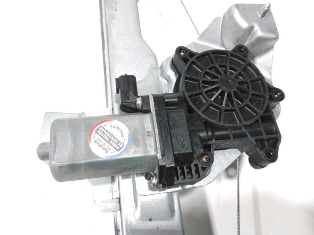 Lève-vitre électrique avant droit