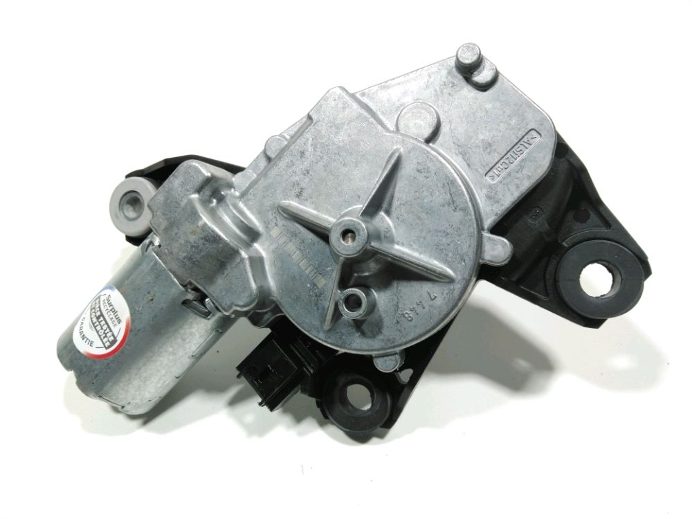 Moteur d'essuie glace arrière