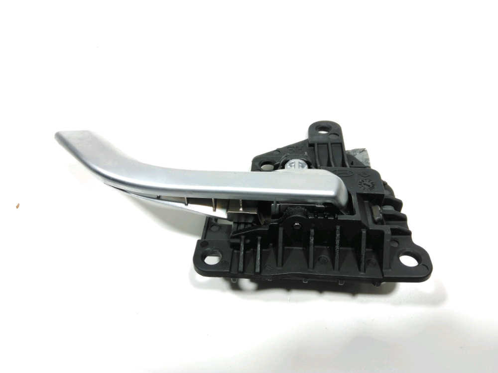 Poignee interieure porte arriere droite