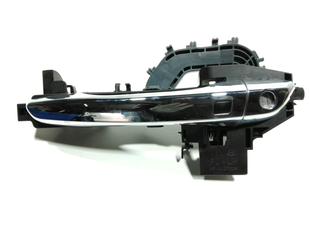 Poignee exterieure avant gauche