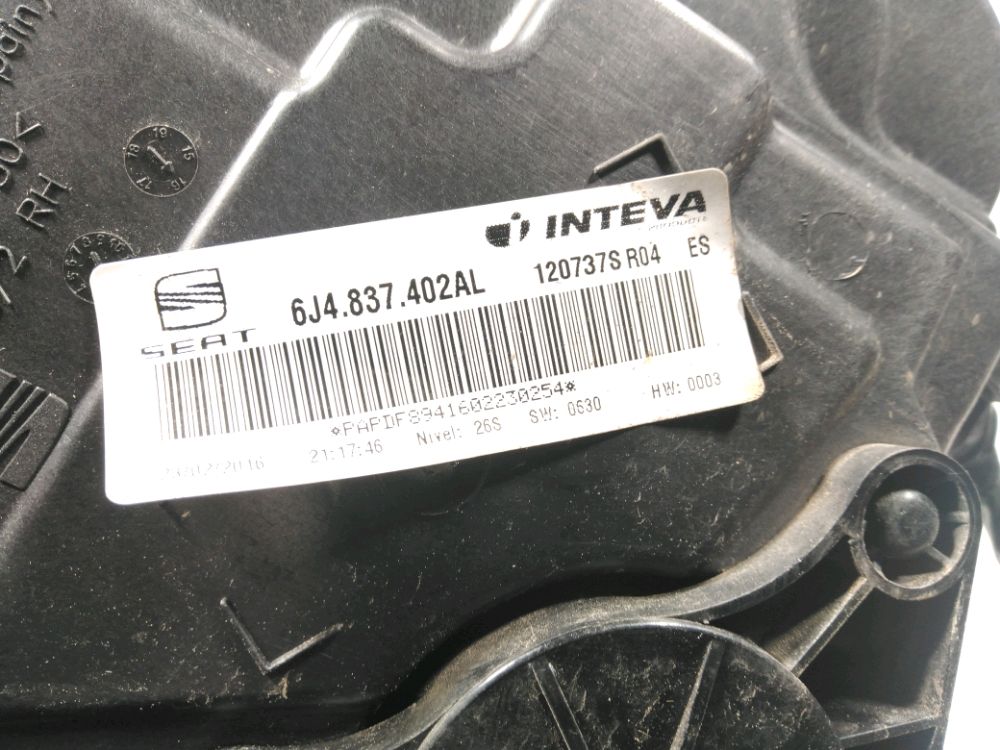 Lève-vitre électrique avant droit